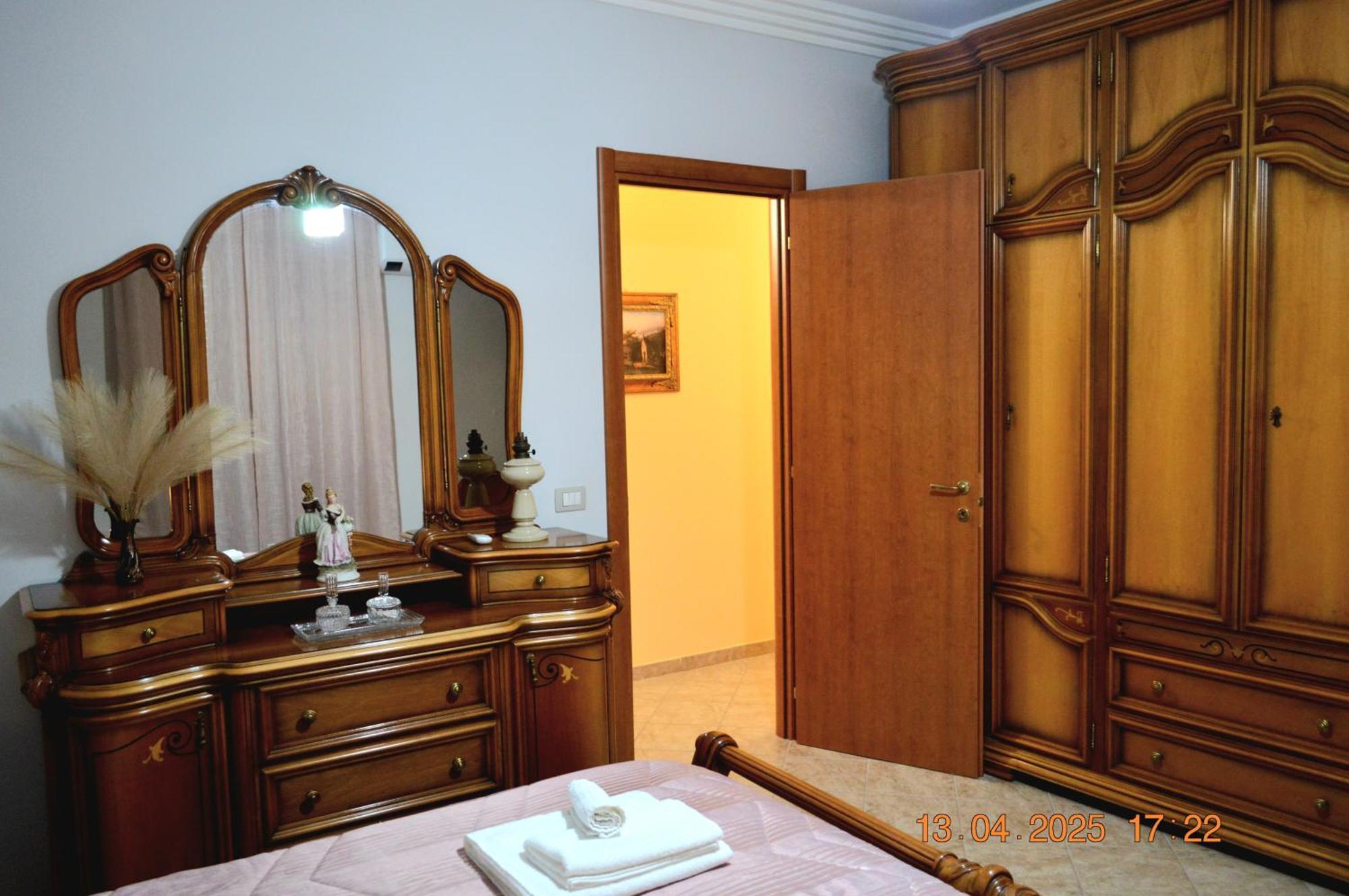 Appartamento Al Cortile Del Pozzo Delia Esterno foto